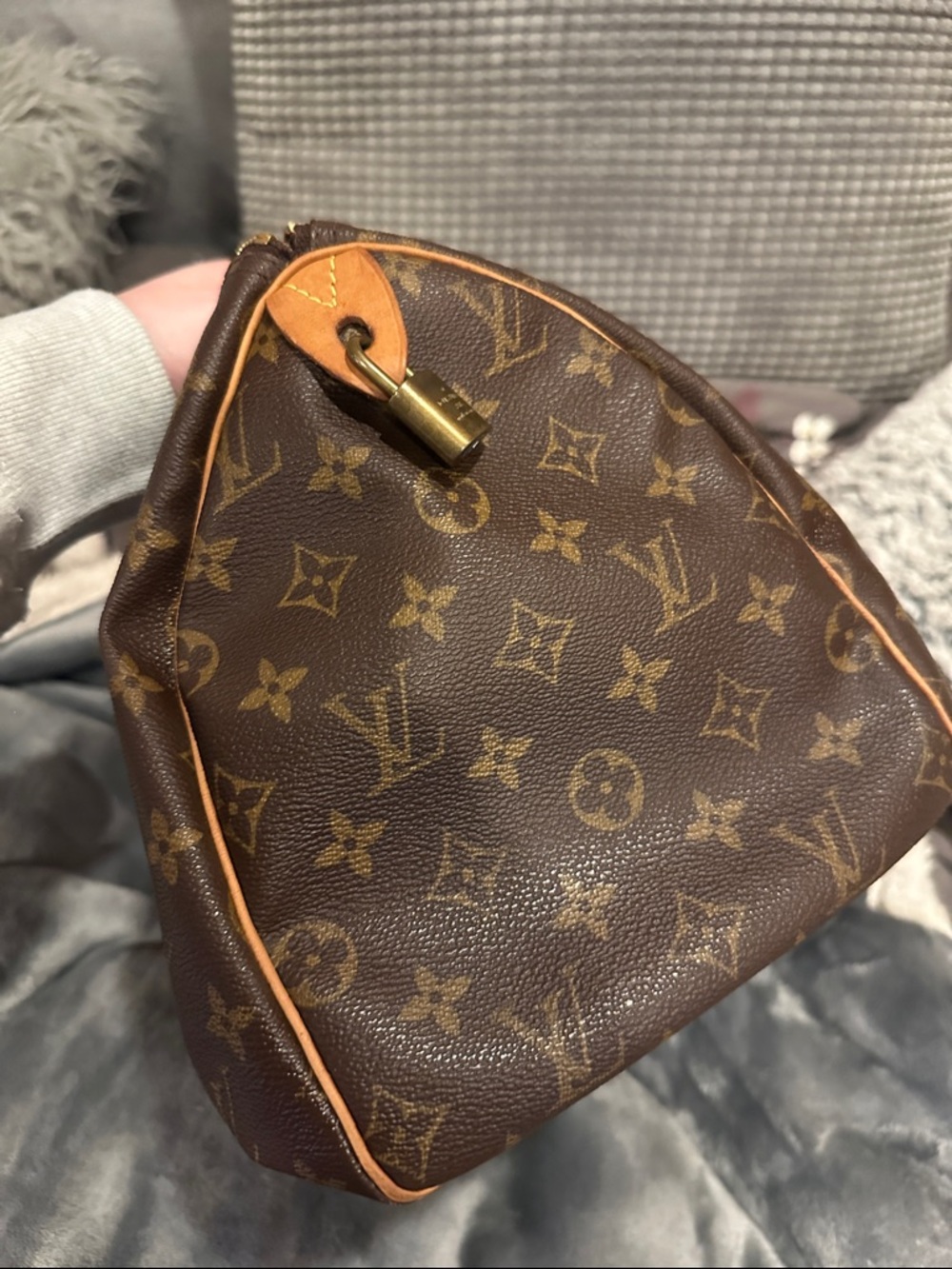 Vintage 2000 Louis Vuitton Monogram Speedy 30 - Picture 4 of 10